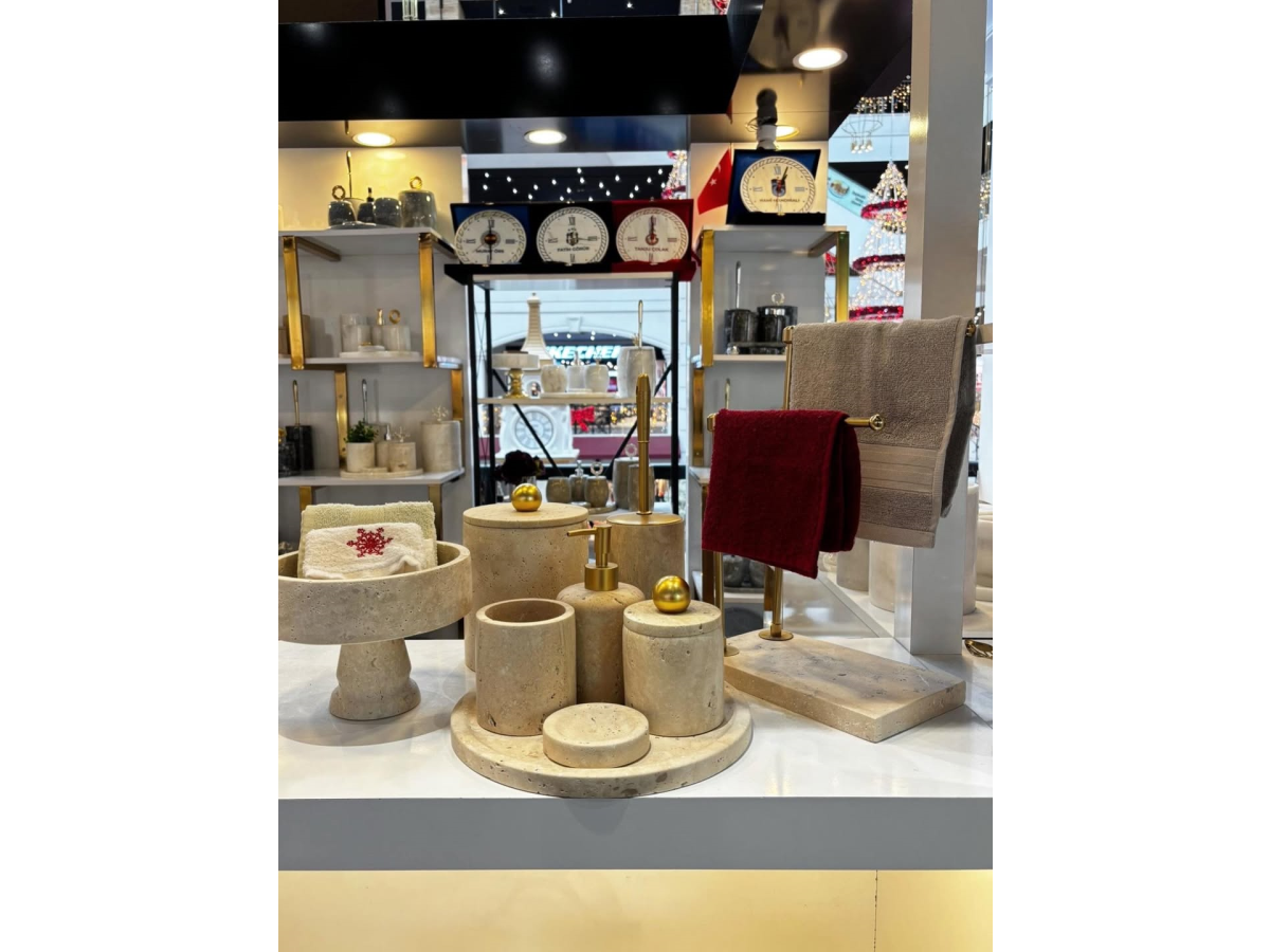 SARI TRAVERTEN 9 PARÇA BANYO SETİ