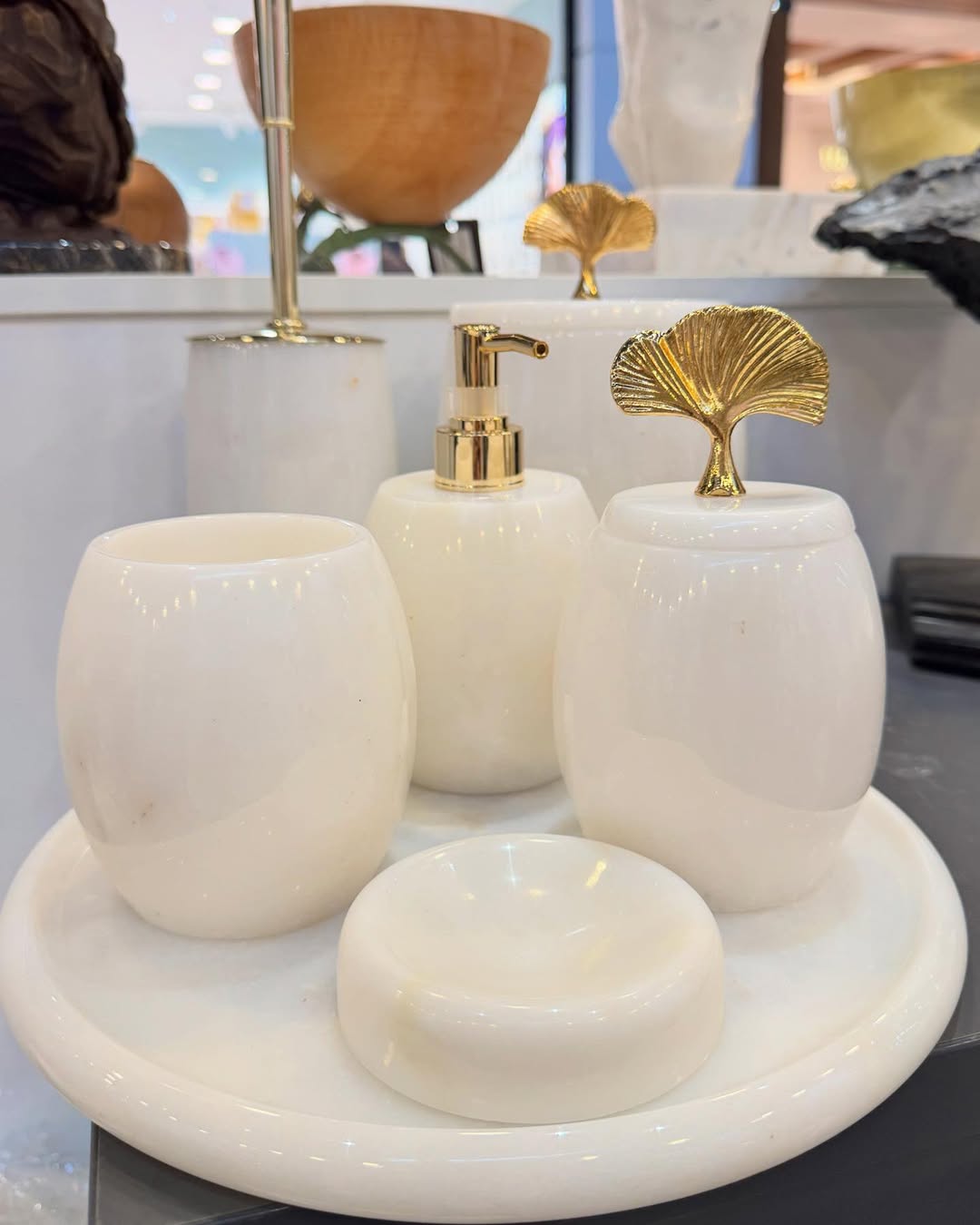 BEYAZ RENK OVAL MODEL MERMER BANYO SETLERİ - Pietro Di'Marble