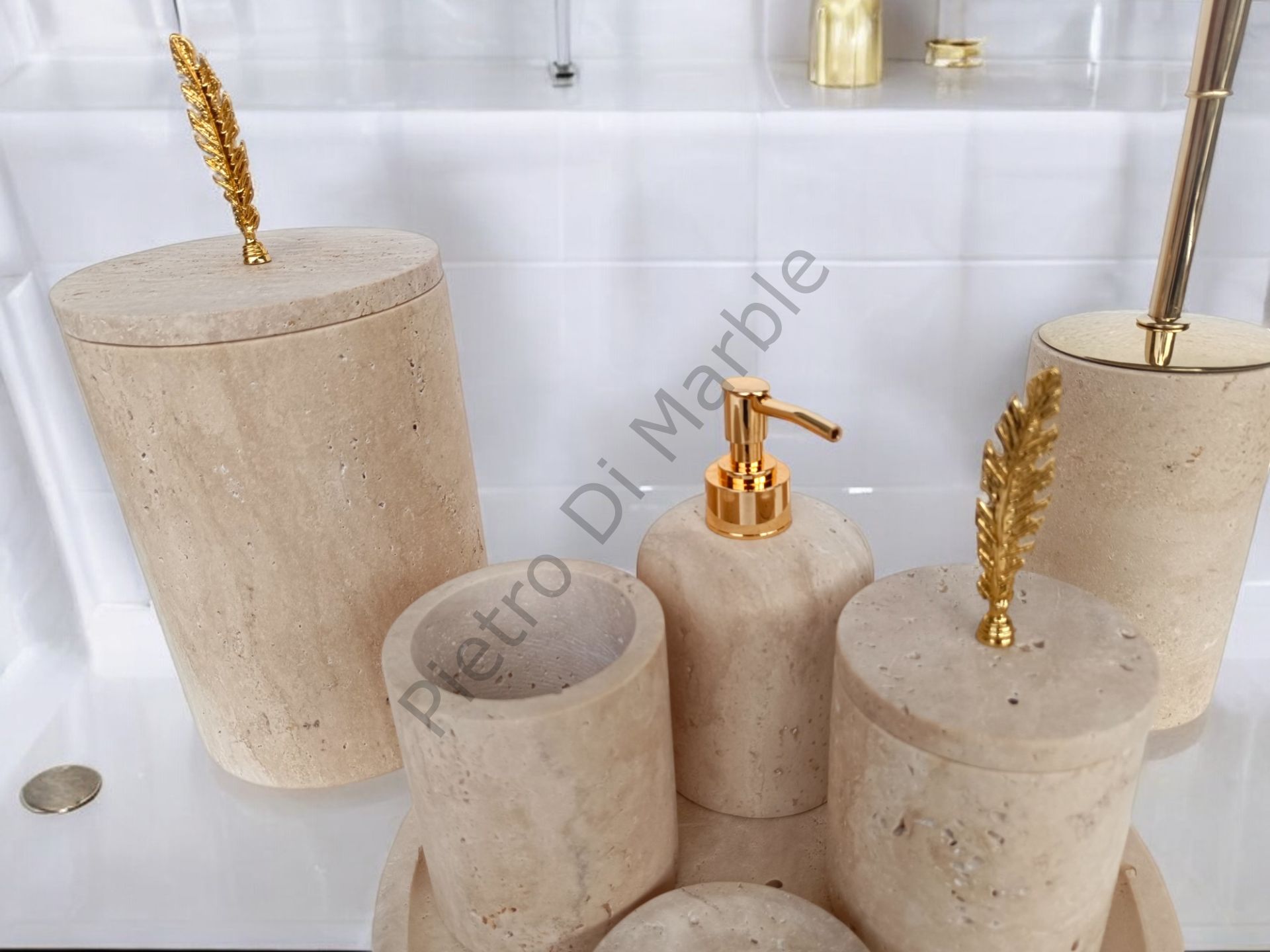 Sarı Traverten 7 parça Klasik Model Banyo Setimiz (GOLD RENK AKSESUAR)